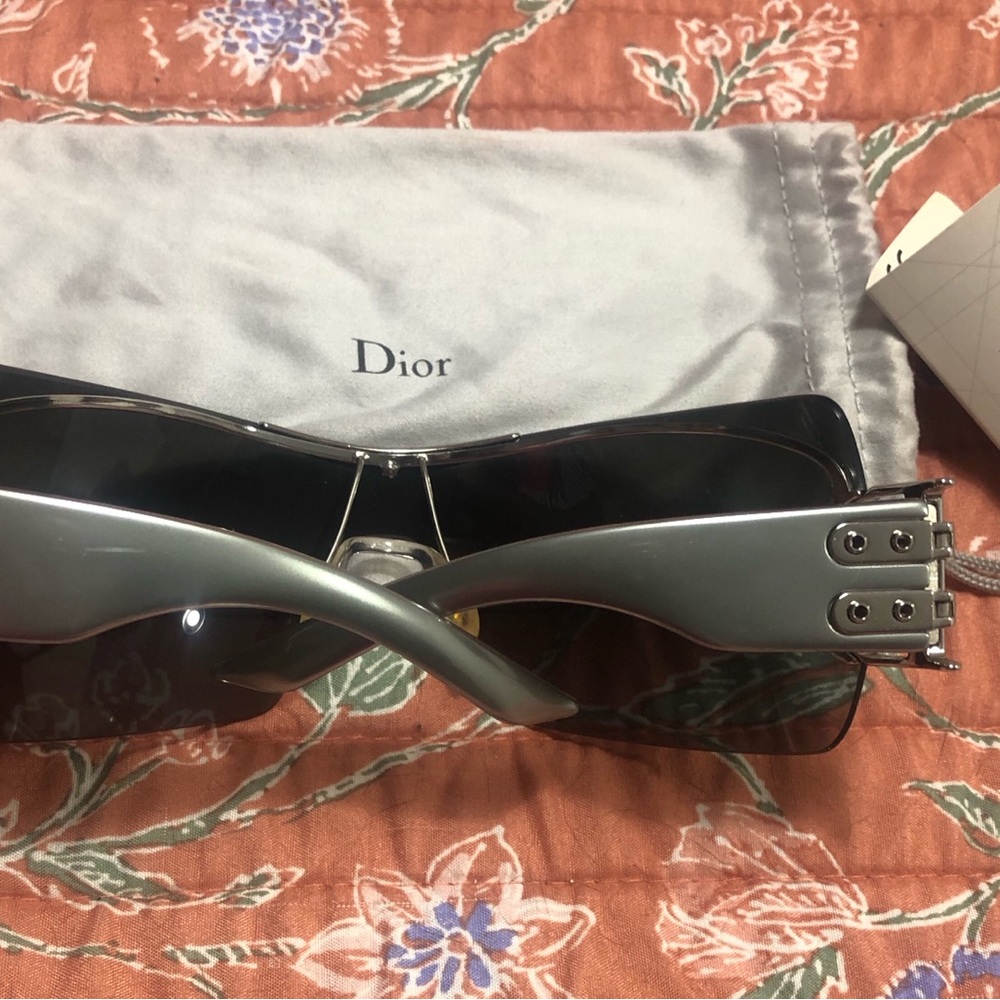 Dior - Picture 3 of 10